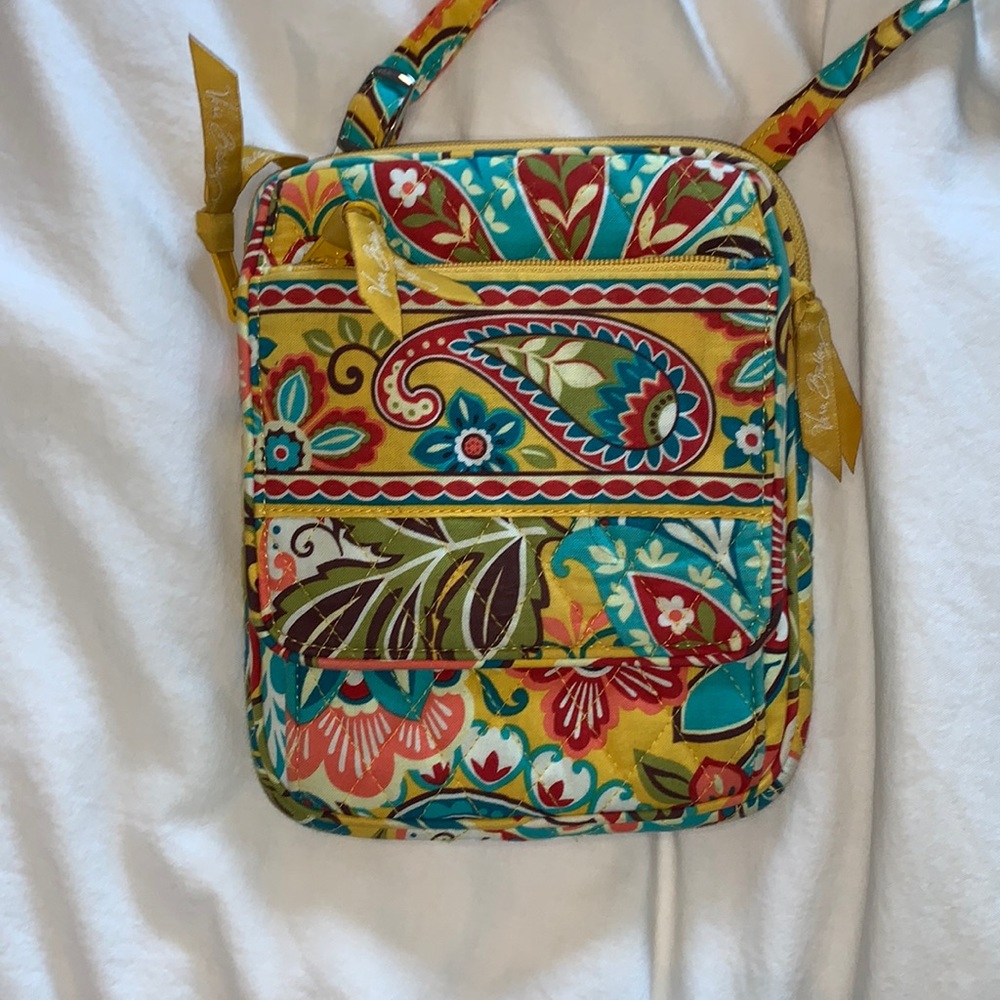 VERA BRADLEY CROSSBODY PURSE